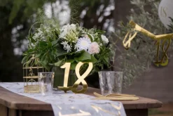 Gulddekorationer av papp 20 cm 18 år 4-pack