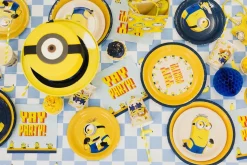 Minions Bordsduk av papper 120 x 180 cm
